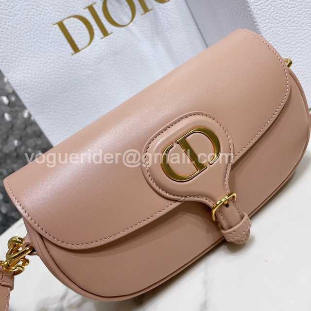 9327 Bobby Ease-West 21