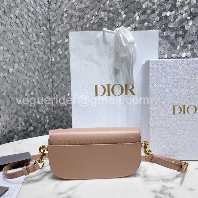 9327 Bobby Ease-West 21