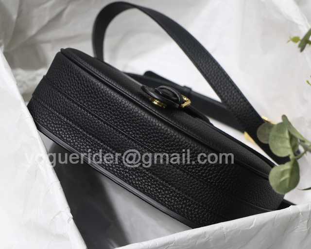 Bobby M8010 22 Bobby M8010 22