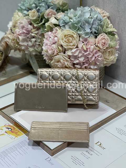 77035 Caro 3in1 21 77035 Caro 3in1 21