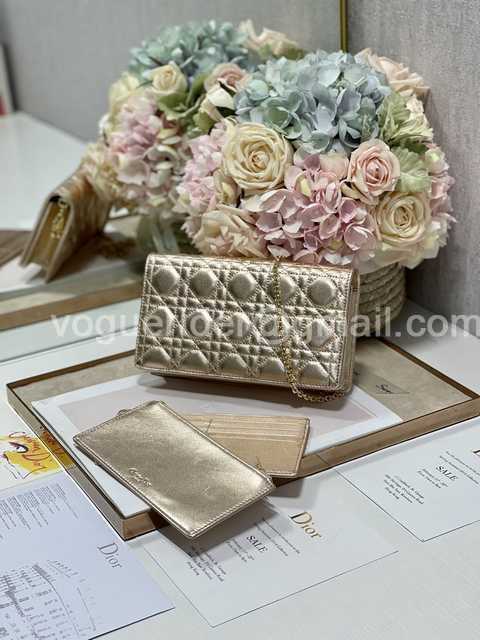 77035 Caro 3in1 21 77035 Caro 3in1 21