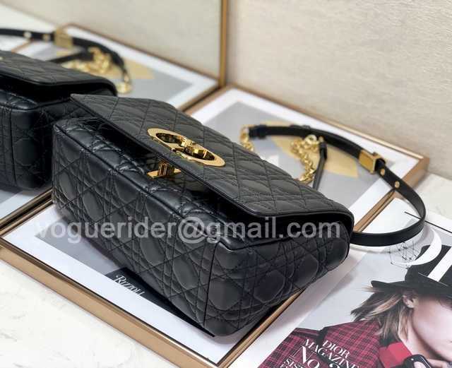 2268 Caro 25 2268 Caro 25