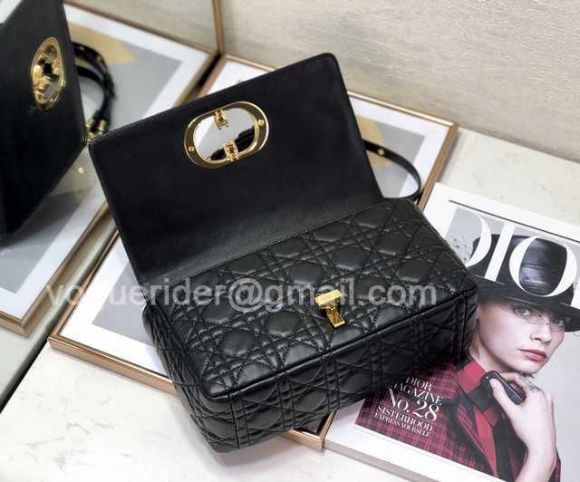 2268 Caro 25 2268 Caro 25