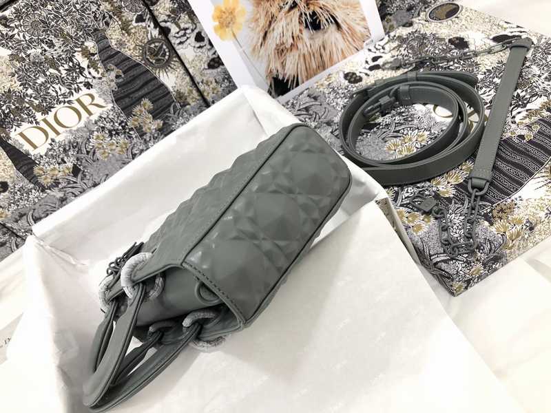 M0540 D-Joy 26 Diamond Pattern