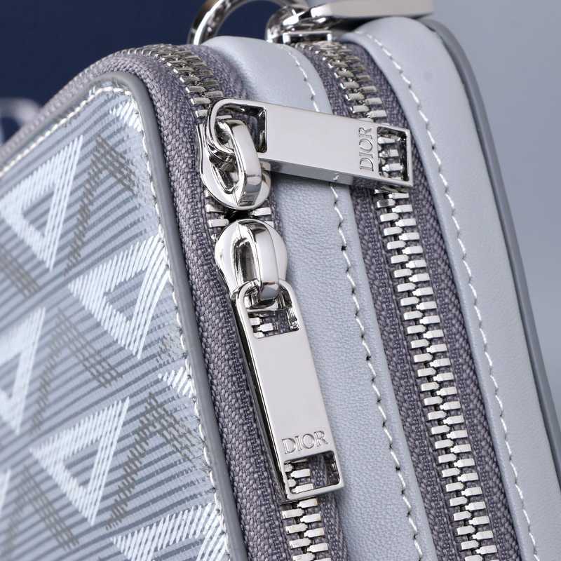 CD Diamond Mini Messenger 17