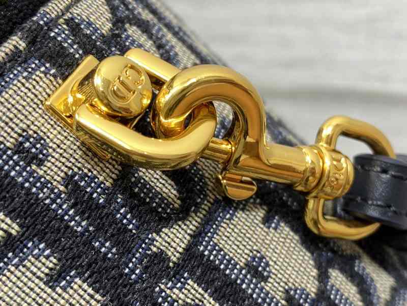 232901s Signature Vanity 16