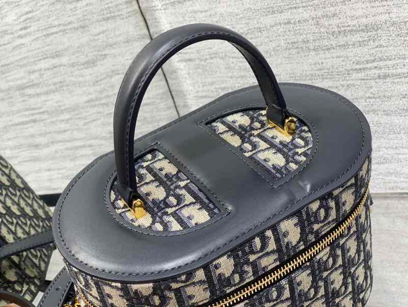 232901 Signature Vanity 24