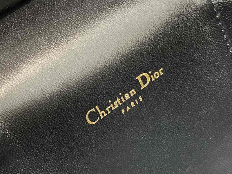 232901 Signature Vanity 24