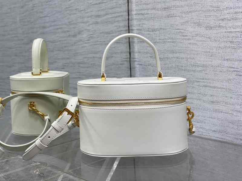 232901 Signature Vanity 24