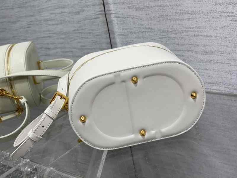 232901 Signature Vanity 24