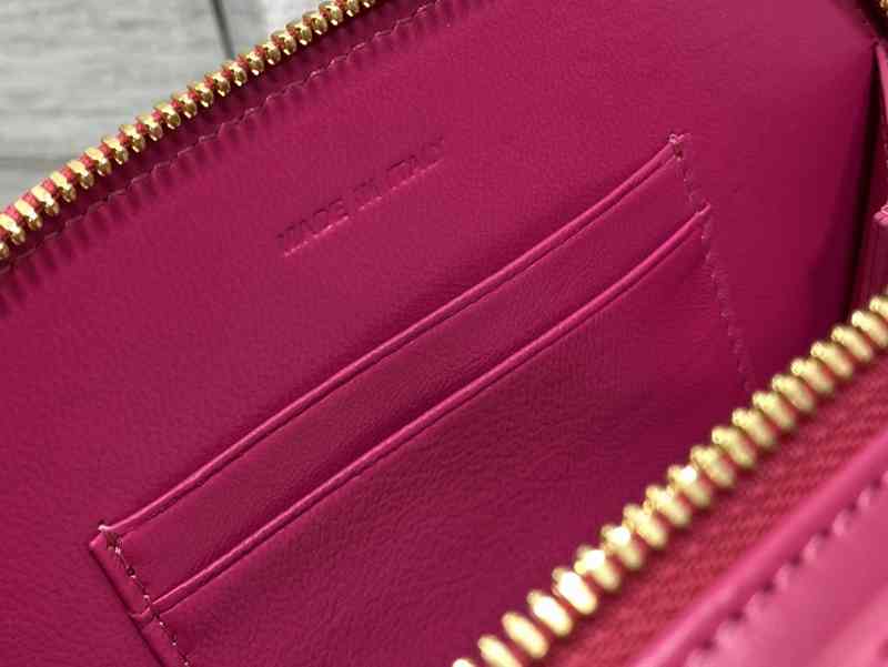 3331 Signature Camera Bag 18