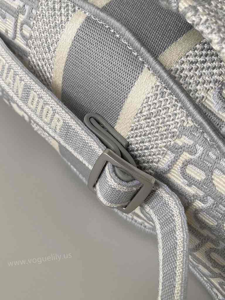 Vibe Camp Messenger 28 Vibe Camp Messenger 28