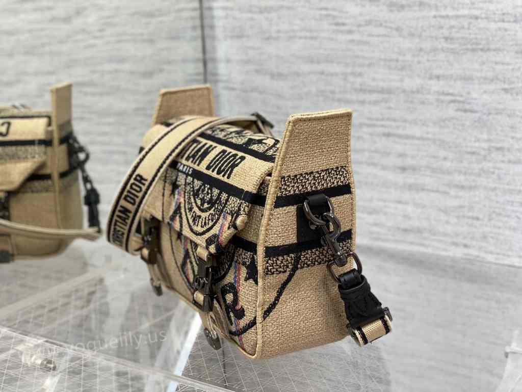 Camp Messenger 23 Camp Messenger 23