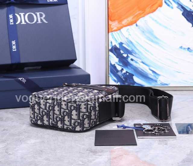 93320 Messenger 18 93320 Messenger 18