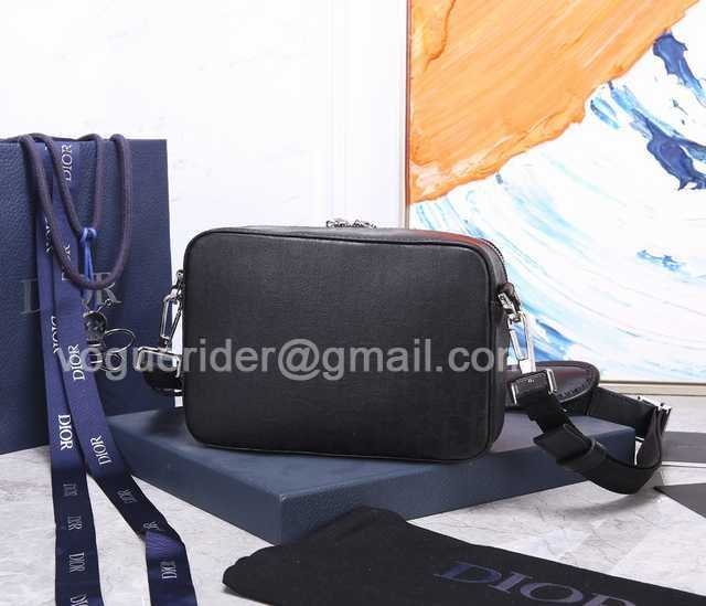 93307 Safari 22 Pinhole Leather