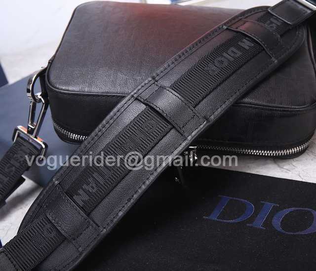 93307 Safari 22 Pinhole Leather