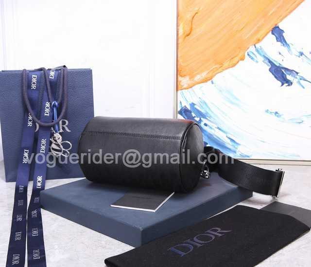 93304 Roller 21 Pinhole Leather