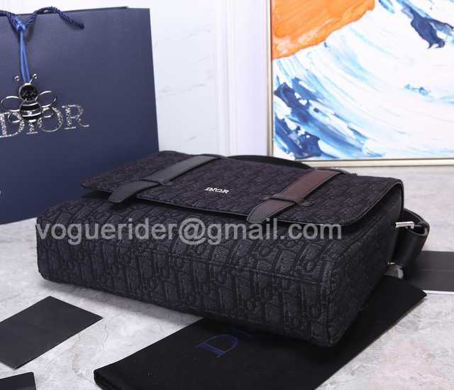 93344 Messenger Bag 34