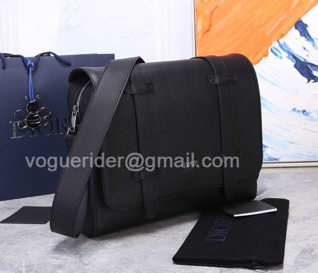 93344 Messenger Bag 34 93344 Messenger Bag 34