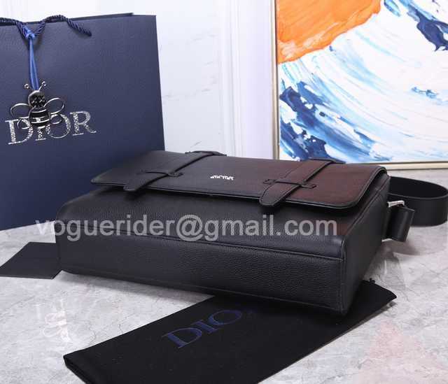 93344 Messenger Bag 34 93344 Messenger Bag 34