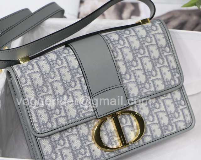 M9030 Oblique 24 M9030 Oblique 24