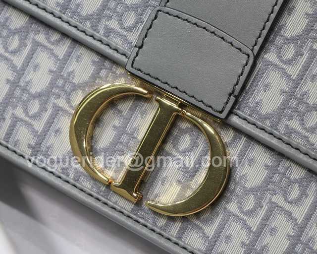 M9030 Oblique 24 M9030 Oblique 24