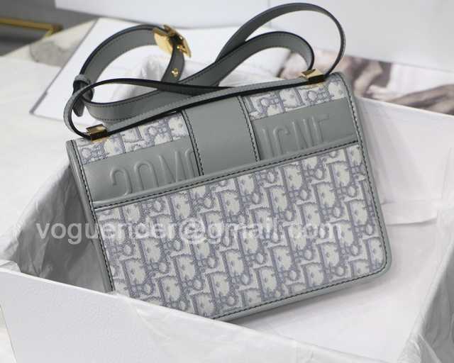 M9030 Oblique 24 M9030 Oblique 24