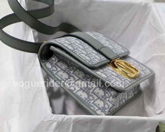 M9030 Oblique 24 M9030 Oblique 24