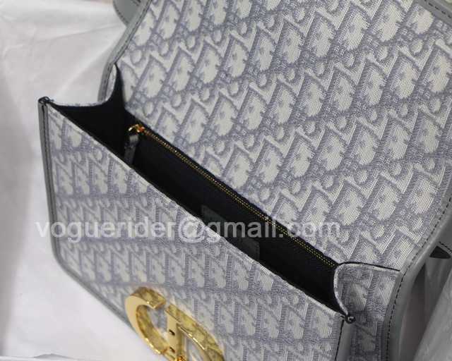 M9030 Oblique 24 M9030 Oblique 24