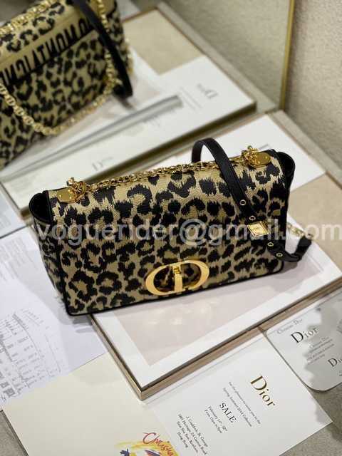 9243 Caro 28 9243 Caro 28