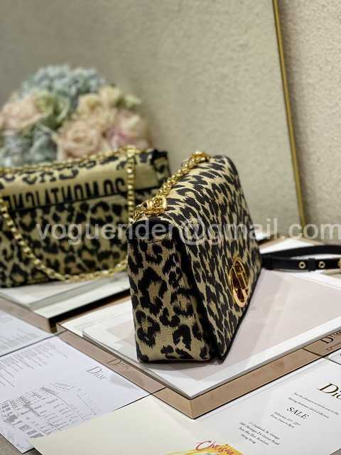 9243 Caro 28 9243 Caro 28