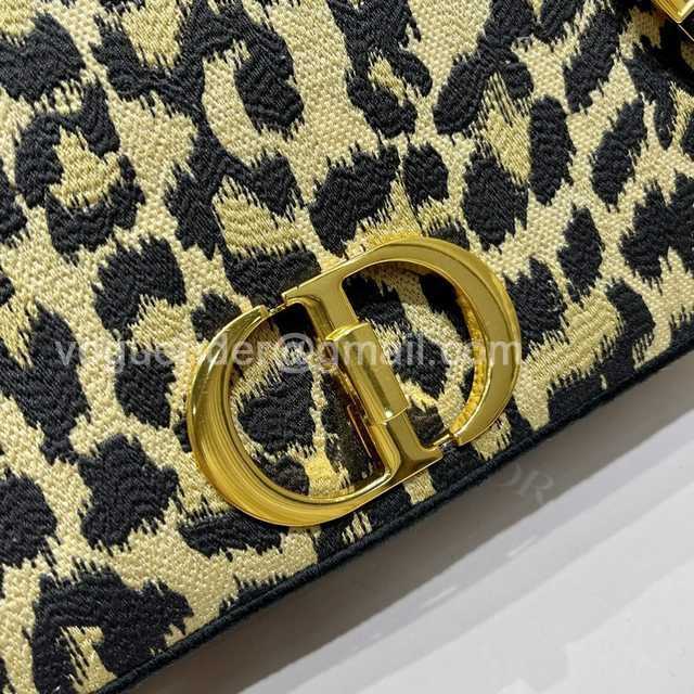 9243 Caro 28 9243 Caro 28