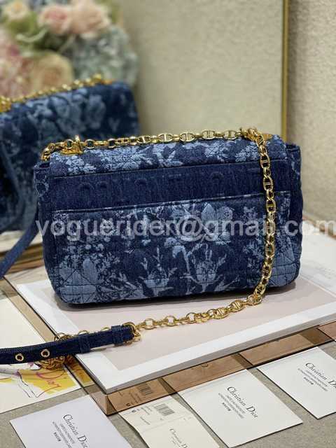 M9242 Caro 25 Denim