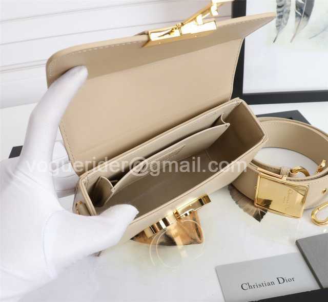 6713-1 Enamel Mini Box 17 6713-1 Enamel Mini Box 17