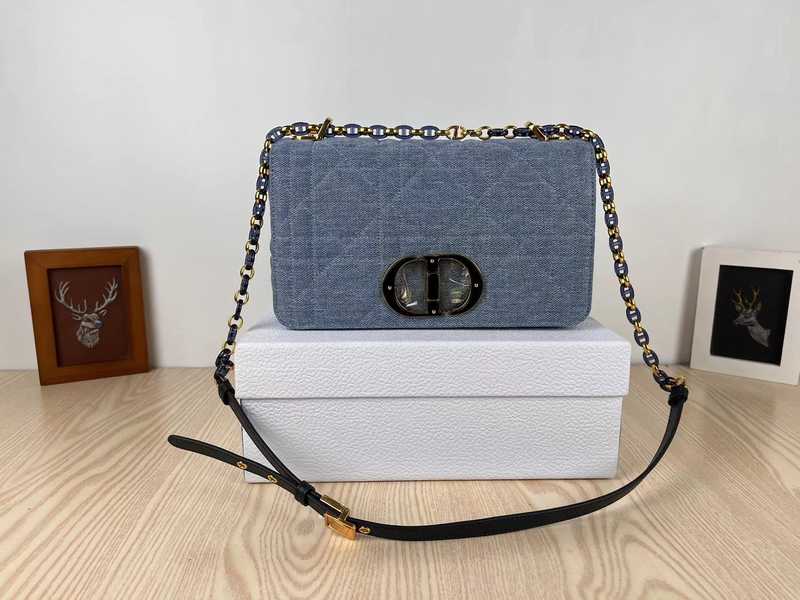 M9242 Caro 25 Denim
