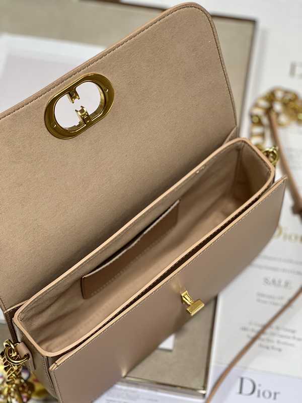 Avenue M9260 22 Avenue M9260 22