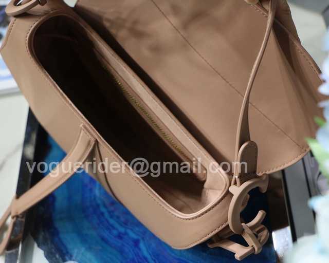 M0446 25 leather matte M0446 25 leather matte