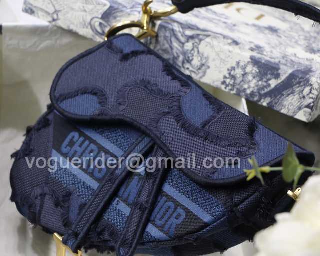 M9001 25 Embroidery M9001 25 Embroidery