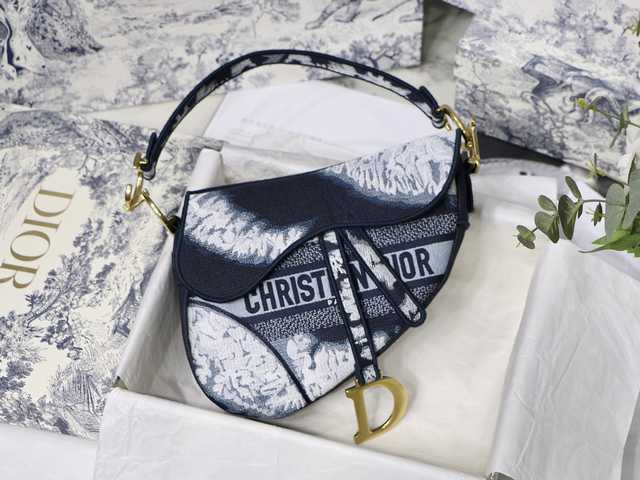 M9001 25 Embroidery