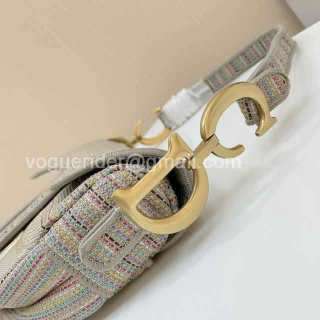 M9012 Stripe 25 M9012 Stripe 25