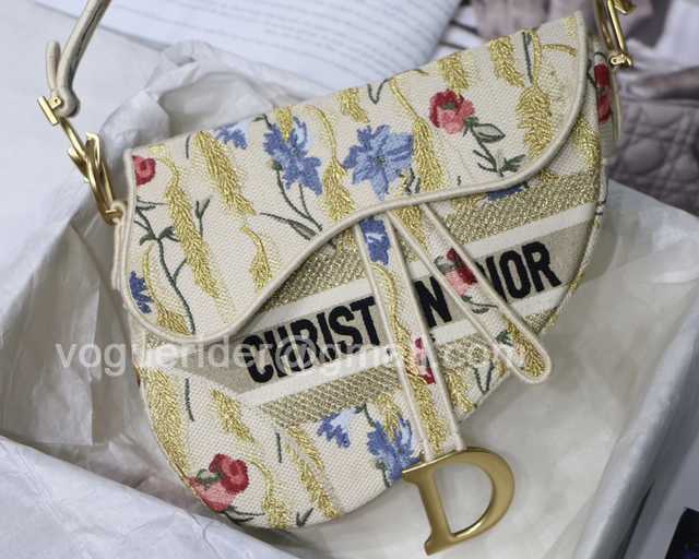 M9001 25 Embroidery M9001 25 Embroidery