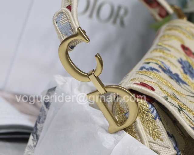 M9001 25 Embroidery M9001 25 Embroidery