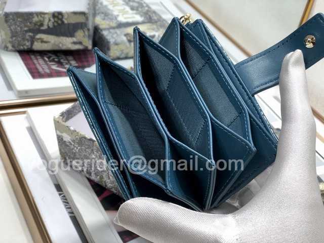 2236 Card Holder 10