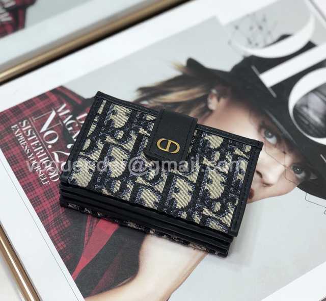 2256-1 Card Holder 11