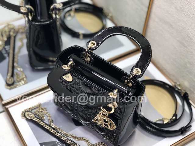 8203A Mini 17 Patent Leather 8203A Mini 17 Patent Leather