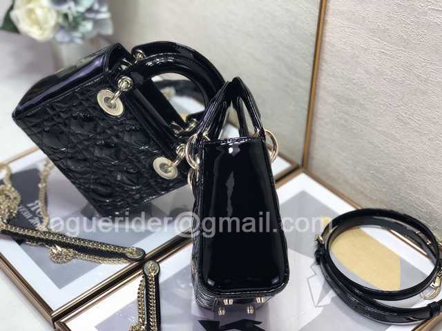 8203A Mini 17 Patent Leather 8203A Mini 17 Patent Leather