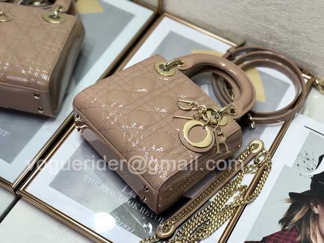 8203A Mini 17 Patent Leather 8203A Mini 17 Patent Leather