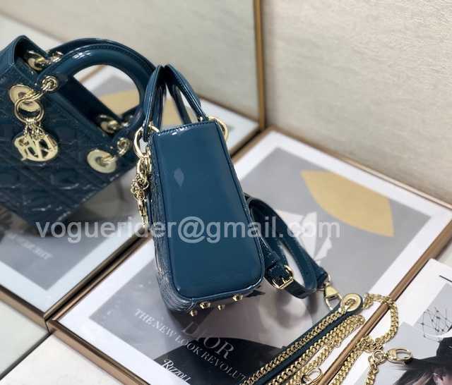 8203A Mini 17 Patent Leather 8203A Mini 17 Patent Leather