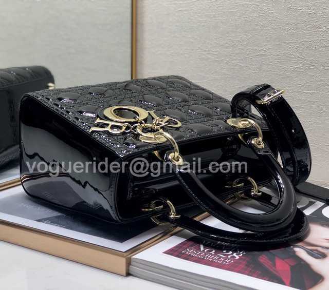 5L Patent leather 24