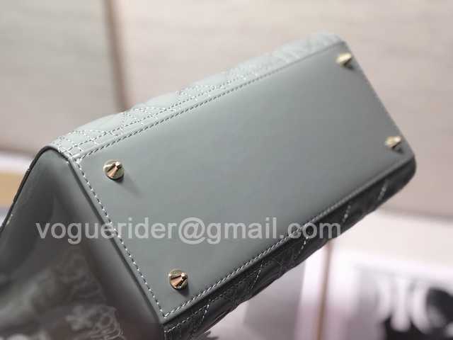 5L Patent leather 24